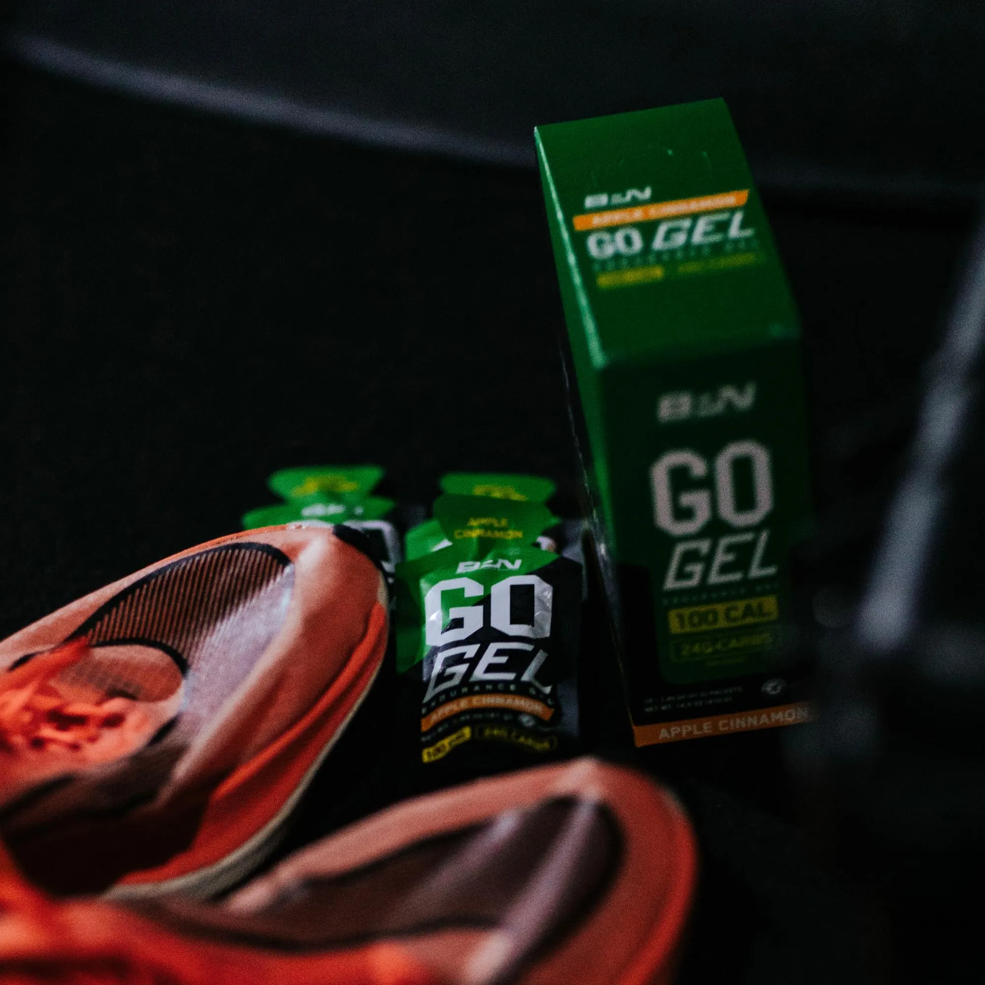 BARE PERFORMANCE NUTRITION, BPN Go Gel Endurance Gel, Vegan   Gluten Free Running Gel with 24g of Carbohydrates & 100 Calories per Gel Pack, 10 Single-Serving Gel Packs, Apple Cinnamon