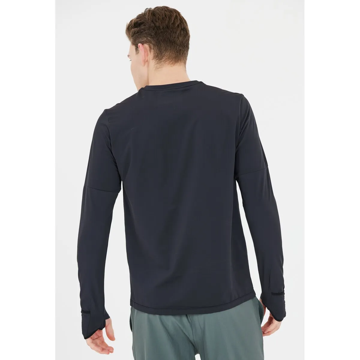 Cedric M Midlayer