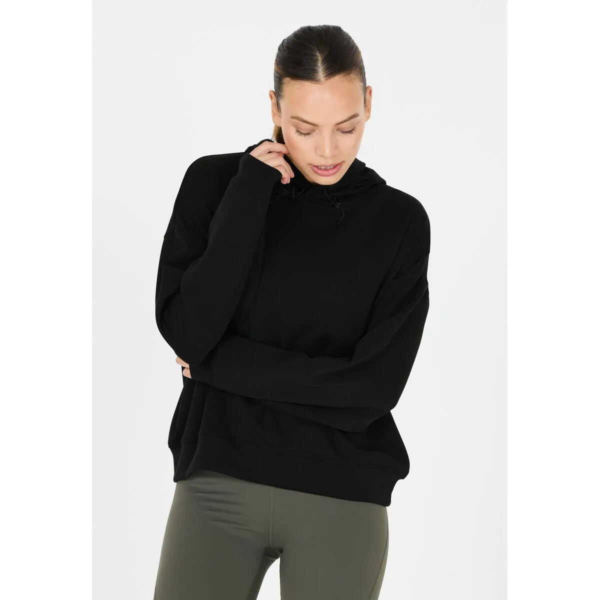 Jade W Hoody