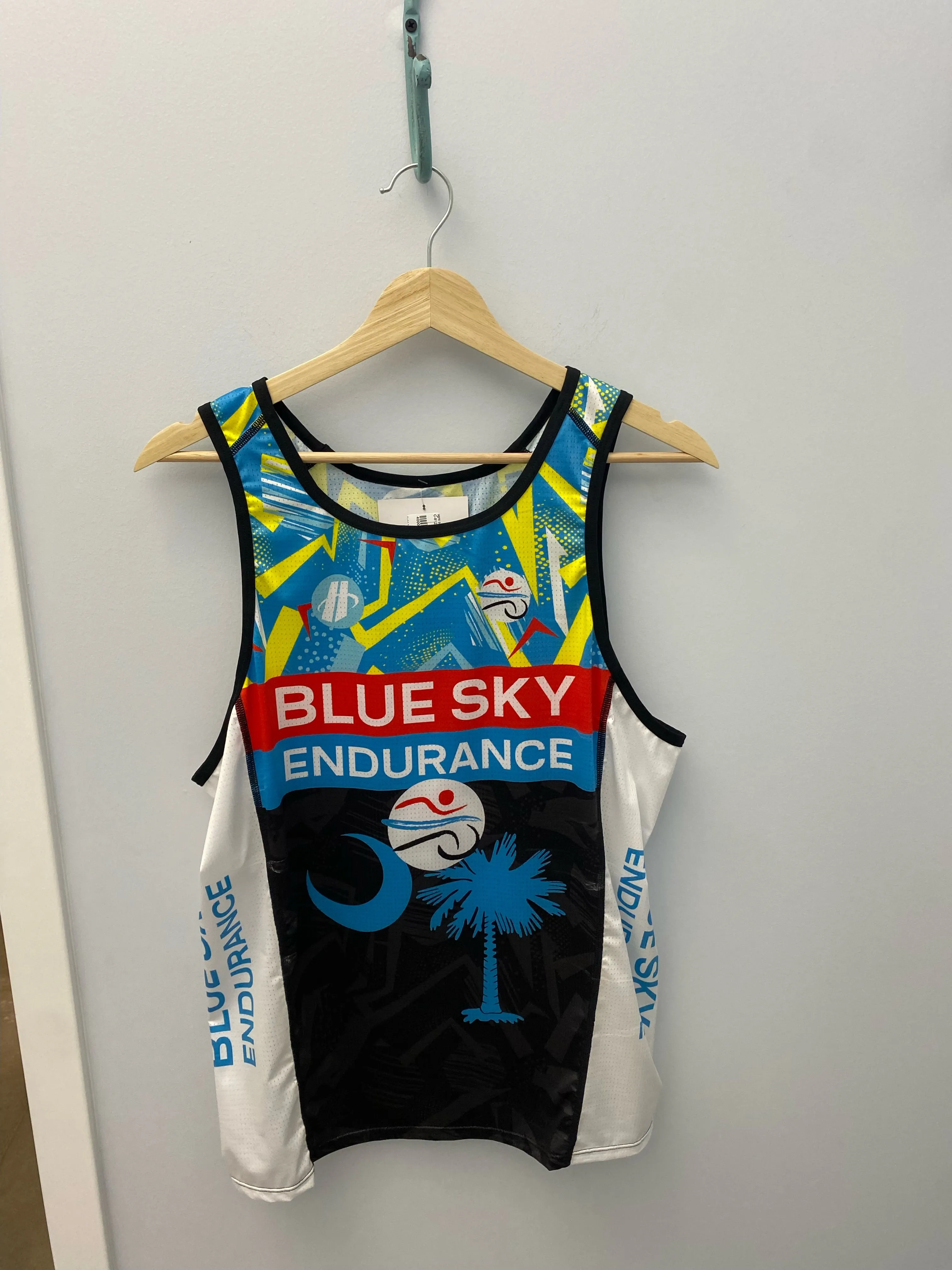 Men's Blue Sky Endurance Run Singlet (Lightning Bolt)