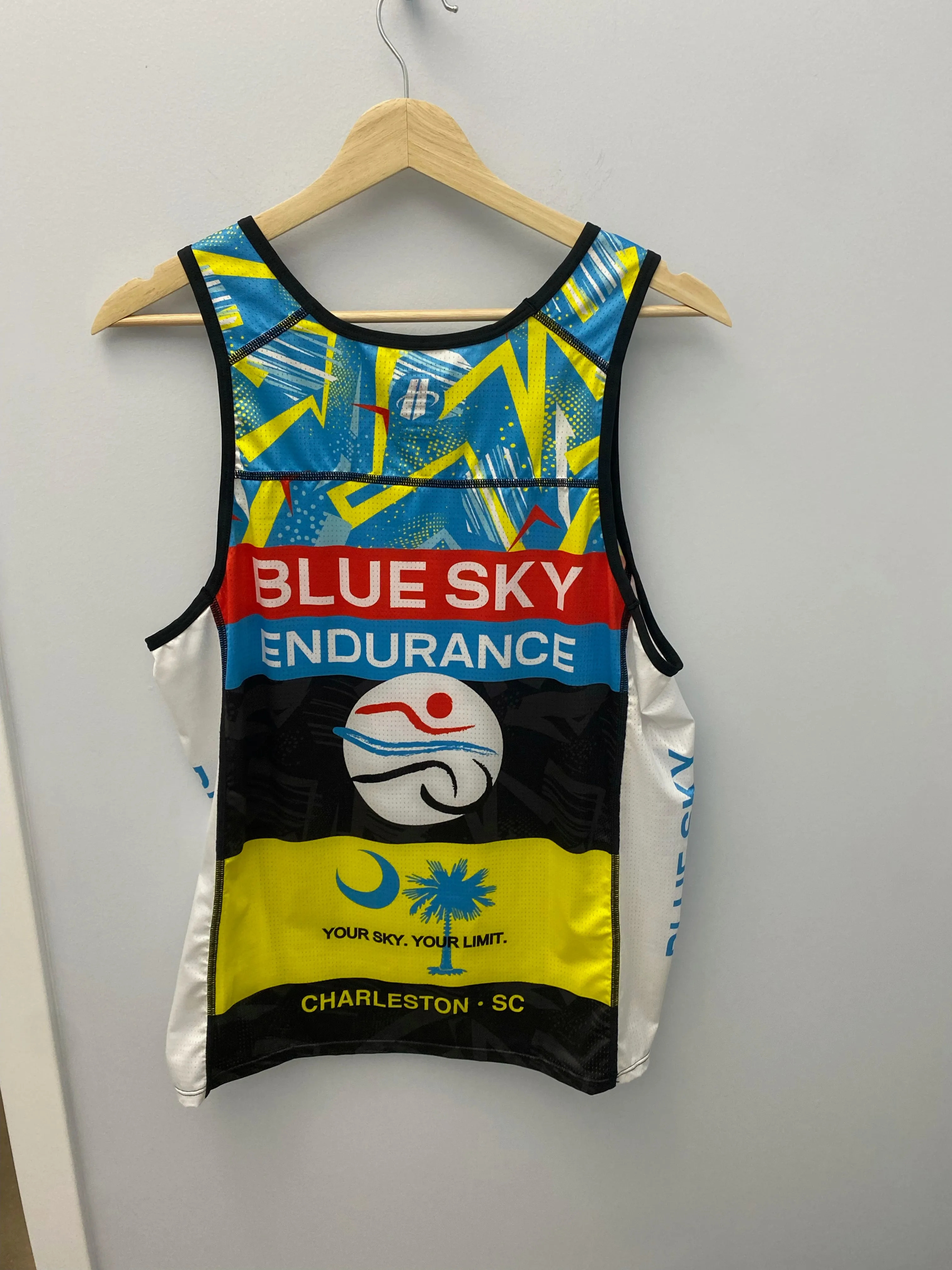 Men's Blue Sky Endurance Run Singlet (Lightning Bolt)