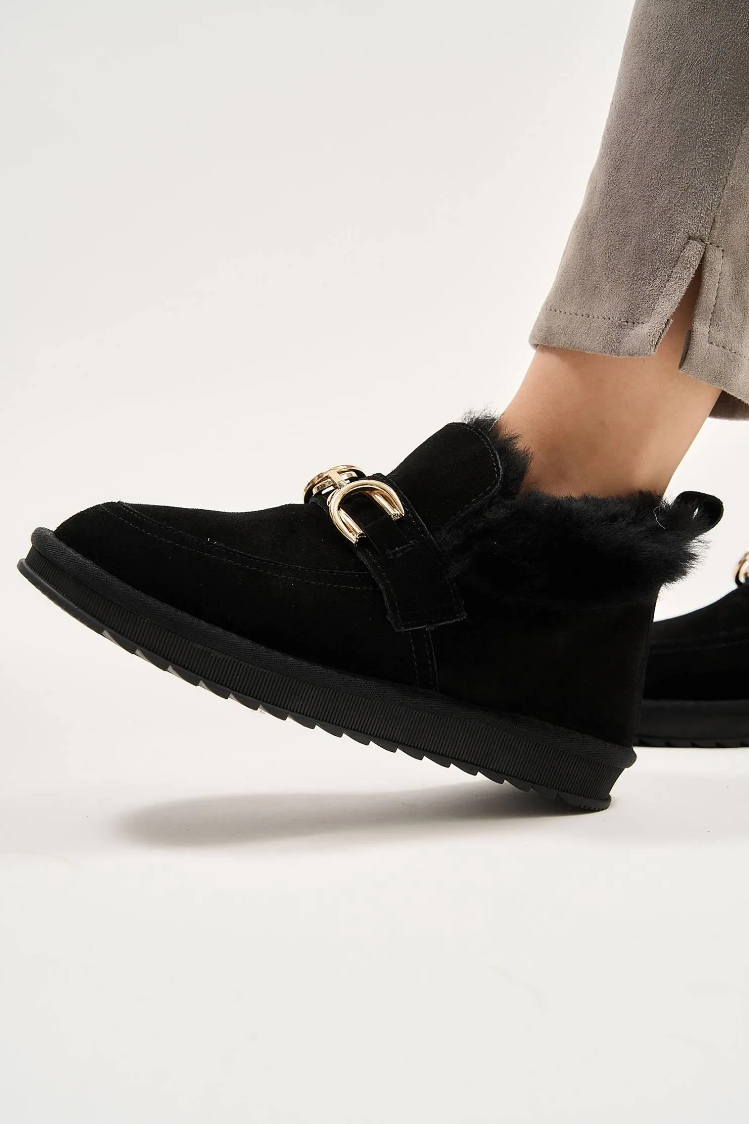 Puff Buckle Black