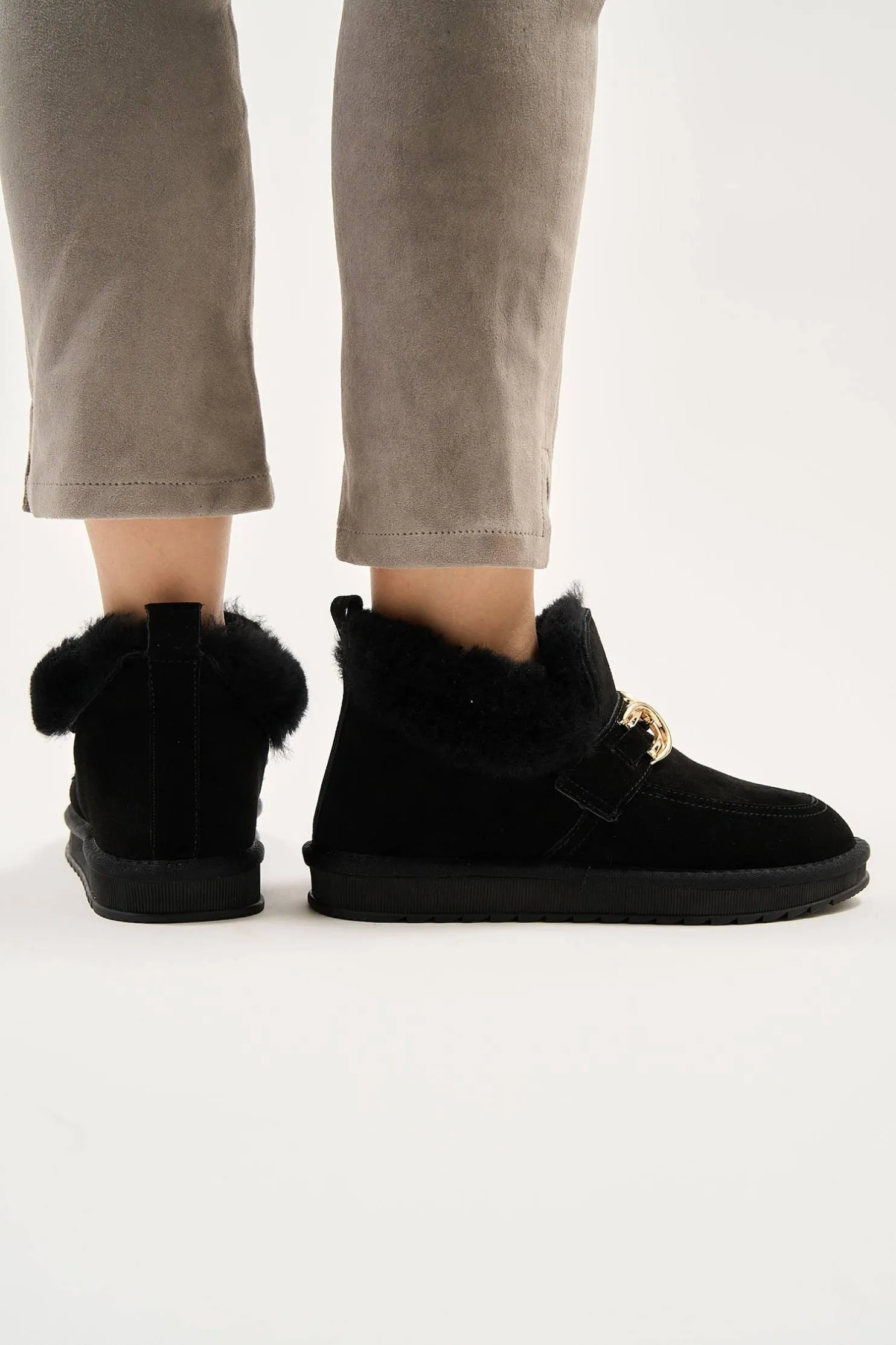 Puff Buckle Black